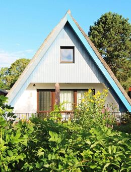 Ein Haus in bester Lage im Seebad Born - Finnhütte unter Rohrdach für Naturliebhaber in Boddennähe - Born (Darß)