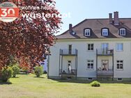 TOP KAPITALANLAGE: GROSSE WOHNUNG MIT BALKON IN HERRLICHER LAGE AM SCHLOSSGARTEN UND FAST AM HAFEN - Neustrelitz