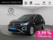 VW T-Roc, 1.5 TSI Style, Jahr 2023 - Oelsnitz (Erzgebirge)