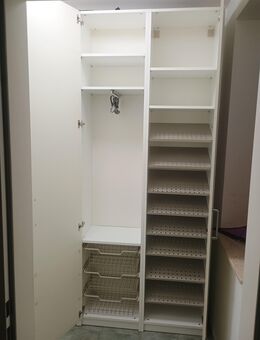 Schuhschrank / Gadrobenschrank zu verschenken - Seelze Zentrum