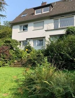 Großzügiges Zweifamilienhaus mit parkähnlichem Garten - Hennef (Sieg)