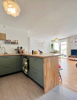 RENOVIERTE 4,5 ZIM. ERDGESCHOSS-WOHNUNG IN BURGHAUSEN ! TG-STELLPLATZ - KELLER - BARRIEREFREI - Burghausen