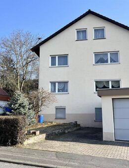 gepflegtes Mehrfamilienhaus in ruhiger und sonniger Lage von Königshofen zu verkaufen - Lauda-Königshofen