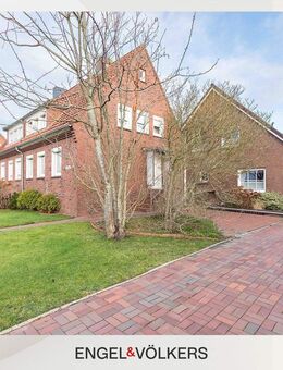 Zwei Häuser - viele Möglichkeiten: Perfekt für Familien oder Kapitalanleger - Emden