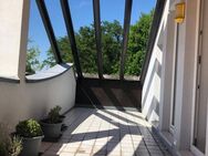 Stilvolle 2,5-Zimmer-DG-Wohnung mit zwei Dachterrassen in Langenfeld (Rhld) - Langenfeld (Rheinland)