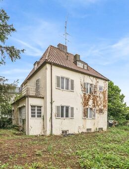 Traumhaftes Eckgrundstück mit Altbestand zur Neubebauung in ruhiger Lage von München-Harlaching - München