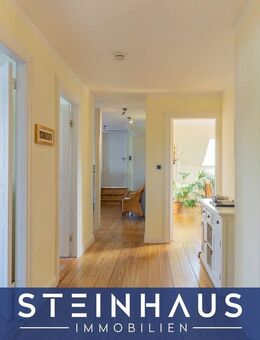 Wohnen im Villenviertel - großzügige Dachgeschosswohnung mit historischem Flair - Hamburg