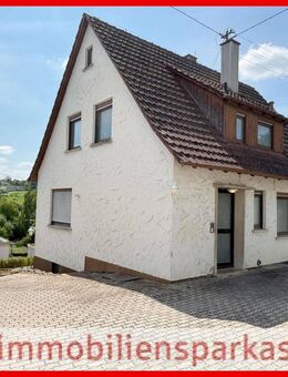 Charmantes Haus in schöner Hanglage! - Heimsheim