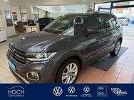 VW T-Cross, 1.0 TSI Style, Jahr 2023 - Gladenbach