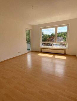 Schöne 2-Zimmer Wohnung mit modernisiertem Badezimmer zu vermieten - Bad Hersfeld