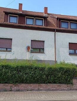 Solides, sanierungsbedürftiges Ein- bis Zweifamilienhaus mit großem Garten in Wemmetsweiler - Merchweiler