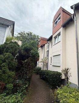 ***schöne 2 ZBK im Dachgeschoss mit Loggia und Tiefgaragenstellplatz*** - Neuberg