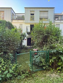 Stadt trifft Natur: Stilvolle 3-Zimmer-Wohnung mit eigenem Garten in Freising - Freising