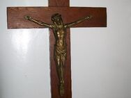 Altes Holzkreuz, Jesus, Messing - Bronze, 50 x 30 cm - Büdelsdorf