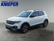 VW T-Cross, 1.0 TSI Life, Jahr 2020 - Zetel