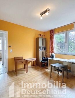 Praktisch geschnittene Eigentumswohnung mit Entwicklungsmöglichkeiten - Dortmund