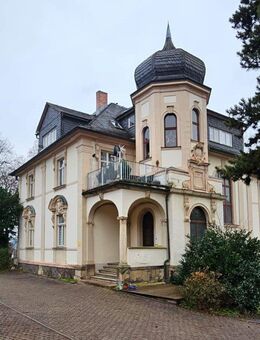3-Raum Eigentumswohnung in Einzeldenkmal im Zentrum der Spielzeugstadt Sonneberg - Sonneberg