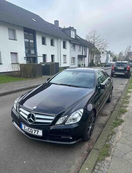 Mercedes E-Klasse von privat zu mieten - Köln Zentrum
