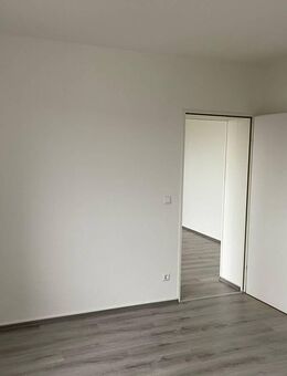 ETW zu verkaufen! Auf der Irgenhöhe 24, 2-ZKB - Saarbrücken