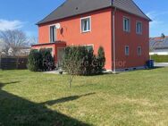 Gepflegtes 1-2 Fam.-Wohnhaus in einem Siedlungsgebiet mit schönem Grundstück -- teilweise renoviert - ** Top ** - Grafenwöhr