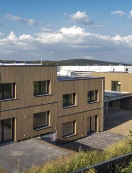 Wohnen am Stumpenhof! Moderne DHH mit großzügigem Grundstück, PV-Anlage und Luft-Wärme-Pumpe! - Plochingen
