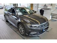 VW Passat Variant, 2.0 TDI R-Line Elegance PASSAT 2 0ElegaDT147 TDID7A, Jahr 2022 - Hanau (Brüder-Grimm-Stadt)