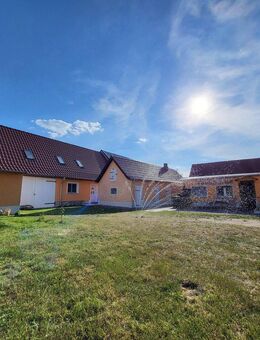 Haus mit Einliegerwohnung und Scheune - Biederitz