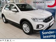 VW T-Roc, 1.0 TSI Life Winterpaket so, Jahr 2022 - Weiden (Oberpfalz)