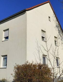 Ab Nov. 2025: Freundliche 2-Zimmer-Wohnung in RÖDERAU * Laminatboden * separater Küche * Dusche - Zeithain