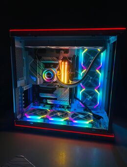 Gaming Pc + Zubehör und OVP aller Komponenten - Neu Anspach