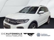 VW T-Cross, 1.5 TSI R-Line TravelAssist, Jahr 2024 - Wolfsburg