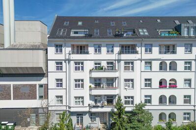 Reduziert! Exklusive 3,5-Zimmer Maisonettewohnung mit großem Balkon und Top-Lage in Charlottenburg