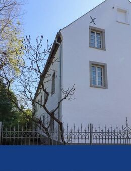 Denkmal trifft Stil: Charmantes Wohnensemble mit zwei Einheiten, Garten und historischem Flair - Neuss