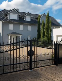 Hochwertiges Einfamilienhaus in begehrter Lage von Dieburg mit stilvollem Wintergarten - Dieburg
