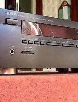 YAMAHA-RECEIVER- RX-385 Natural Sound 2-Kanal Stereo Receiver mit guten Klangeigenschäften, Anschlüsse 4 Geräte inkl. Plattenspielereingang - Dübendorf