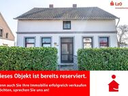 Reserviert: Attraktives Zweifamilienhaus in zentrumsnaher Lage - Jever