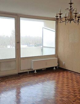 Renovierungsbedürftige 3-Zimmerwohung in Top Lage am Kaiserlei - Offenbach (Main)