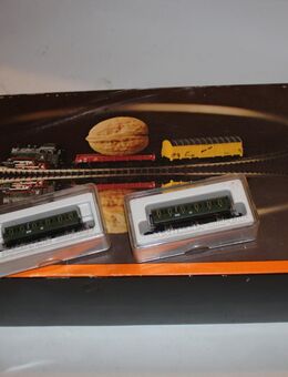 Märklin Set Spur Z Anfangspackung und Wagen mit Gleise - Nürnberg