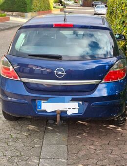 Opel Astra Baujahr 2009 - Emsdetten