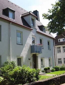ZWEI-ZIMMER-DACHGESCHOSS-WOHNUNG NÄHE STADTPARK - Lüdenscheid