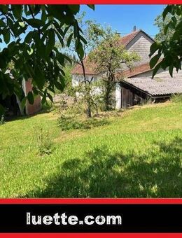 Für Heimwerker, Garagen, Schopf, Abstellunterstände, Wiesen, alter Baumbestand, Areal ca. 1.340m², älteres Wohnhaus, ... - Weilheim