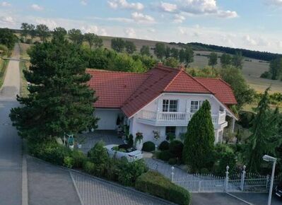 Tolle Villa am Ortsrand von Großheirath von privat zu verkaufen