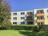 Teilsanierte und familienfreundliche 3 Zimmer-Wohnung mit Balkon im Erdgeschoss - Bielefeld