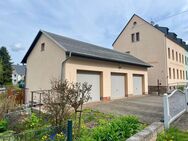 Umfassend, auch energetisch, saniertes 1-3 Familienhaus mit Garagengebäude, großzügigem, sehr gepflegtem Grundstück, Terrasse, Pool uvm. - Oederan