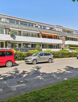 Große, gut vermietete 3-Zimmer-Wohnung mit 2 Balkonen in HH-Rahlstedt - Hamburg