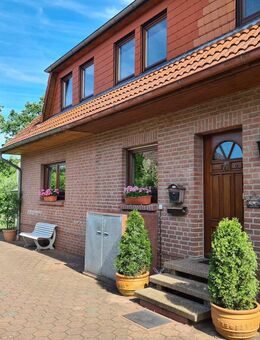 Familienfreundliche Doppelhaushälfte - Hamburg