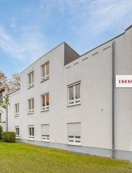 IMMOBERLIN.DE - Angenehme Lage! Sonnige Wohnung mit Südloggia & Pkw-Stellplatz - Berlin