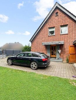 Exklusive Doppelhaushälfte in begehrter Lage von Kamp-Lintfort Niersenbruch - Kamp-Lintfort