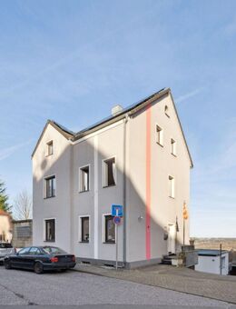 Einfamilienhaus mit Solaranlage und ausreichend Platz in Remscheid - Remscheid
