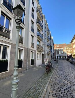 Charmantes Apartment mit EBK für Singles oder Pendler in TOP-Lage im Andreas Quartier - Düsseldorf